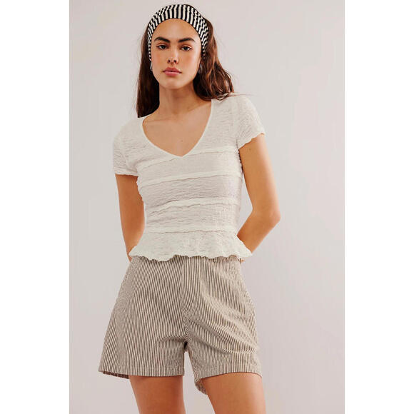 Free People Krystal Textured V-Neck T-Shirt  Size XL Ivory Slim Fit New - Picture 1 of 3